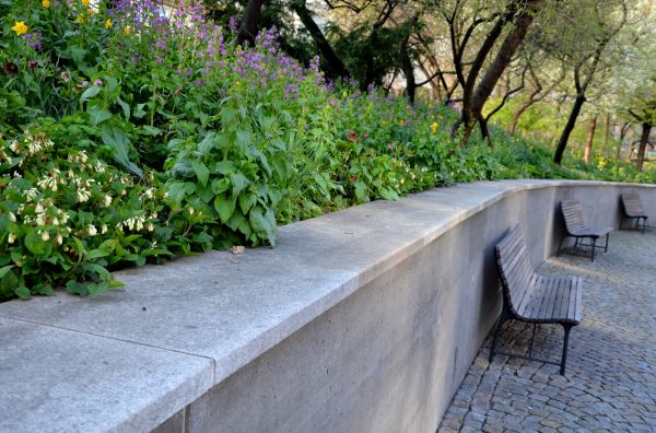 Concrete Retaining Wall Service in Laurel
