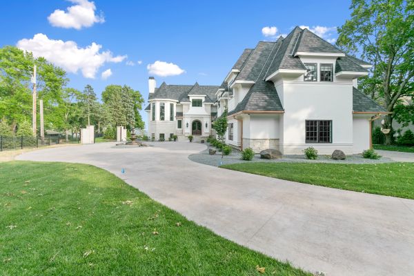 Cost of Concrete Driveway Installation in Laurel